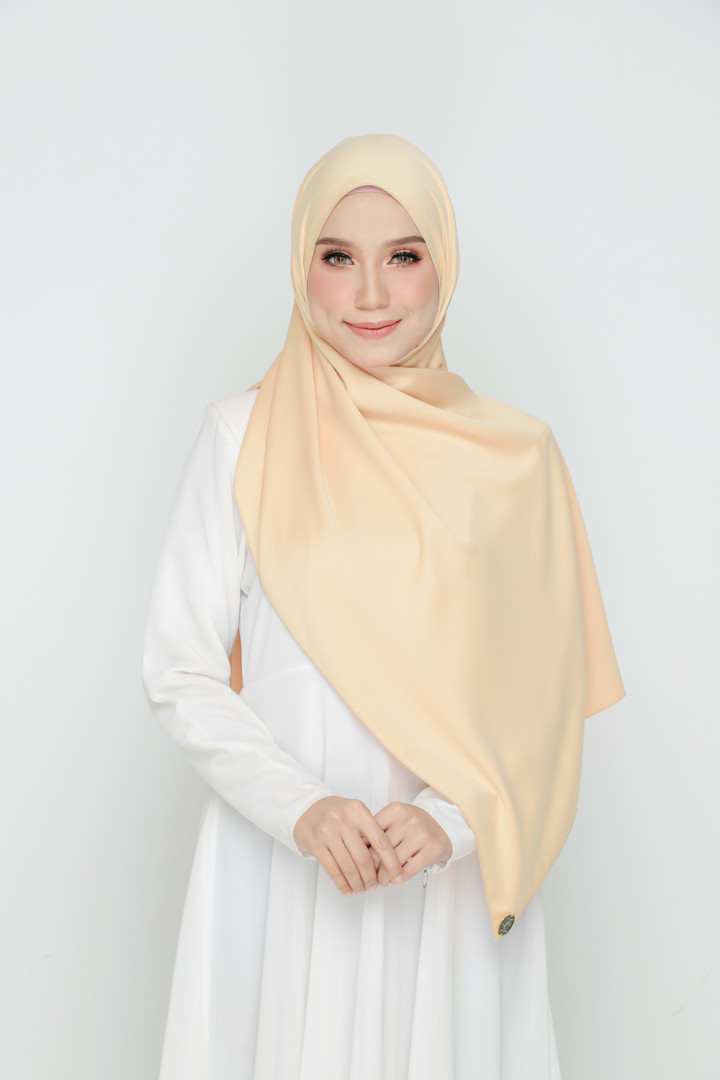 Mellisa Shawl - Light Yellow - True Colors