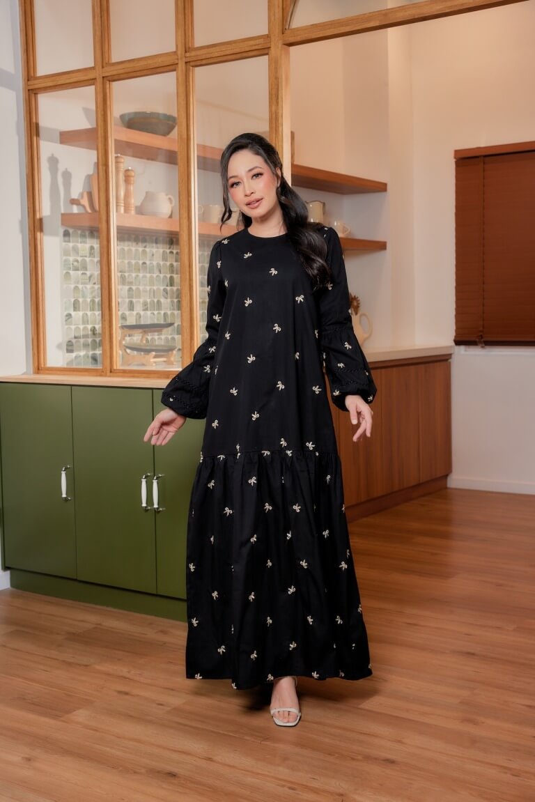 Nancy Dress - Black With Cream Coquette