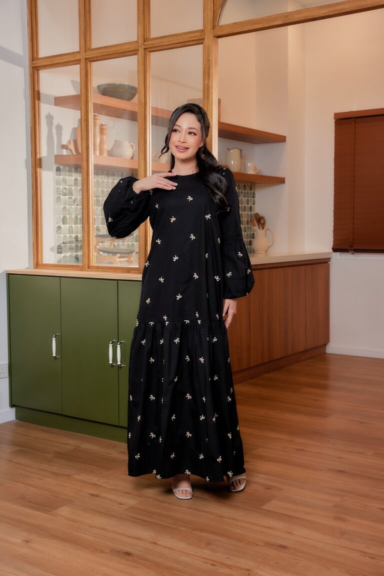 Nancy Dress - Black With Cream Coquette