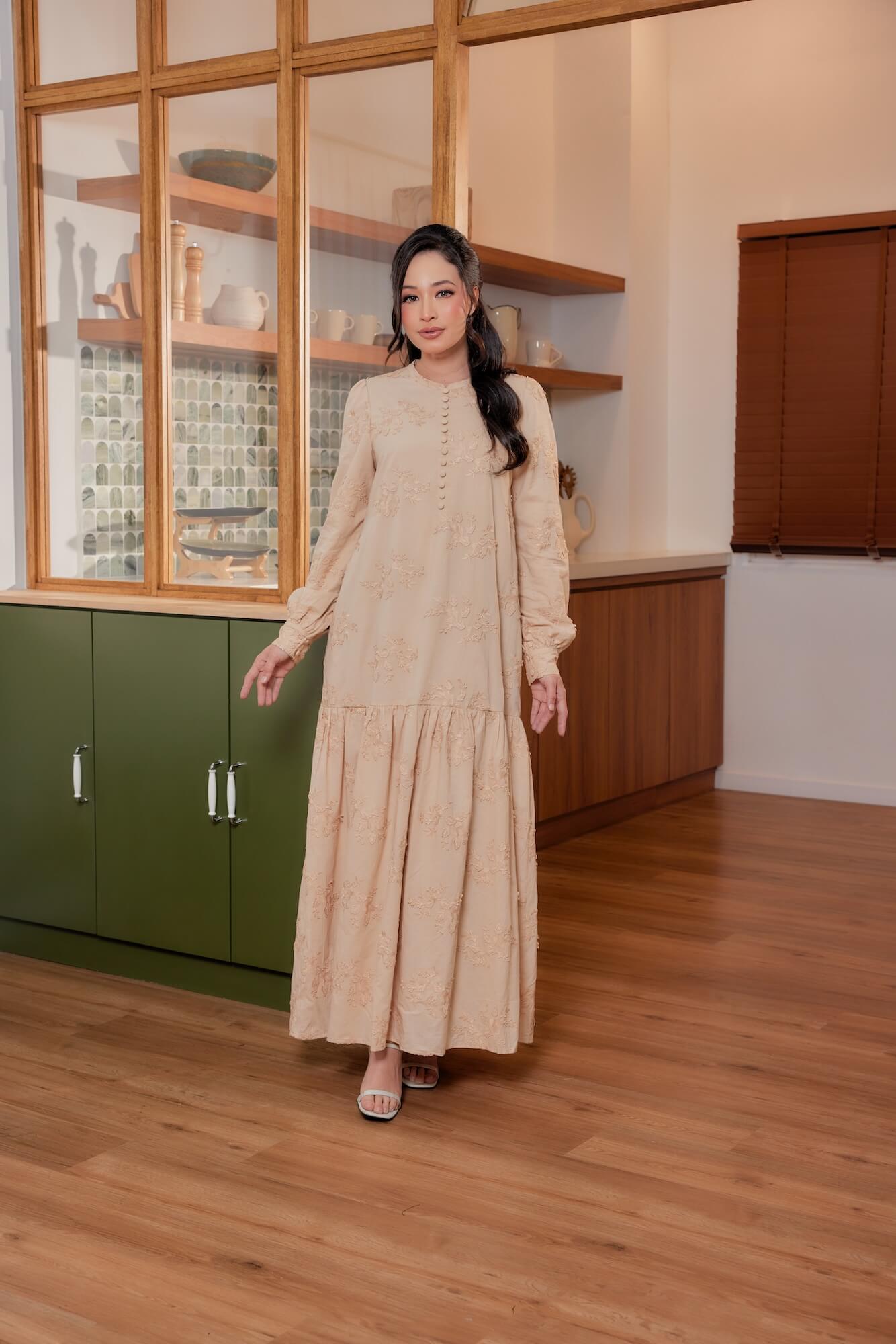 Delaney Dress – Brown