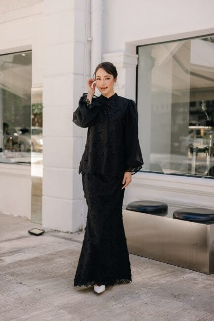 Jade Kurung - Black